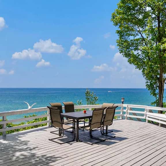 Private Beachfront Getaway on Lake Michigan - Image 1